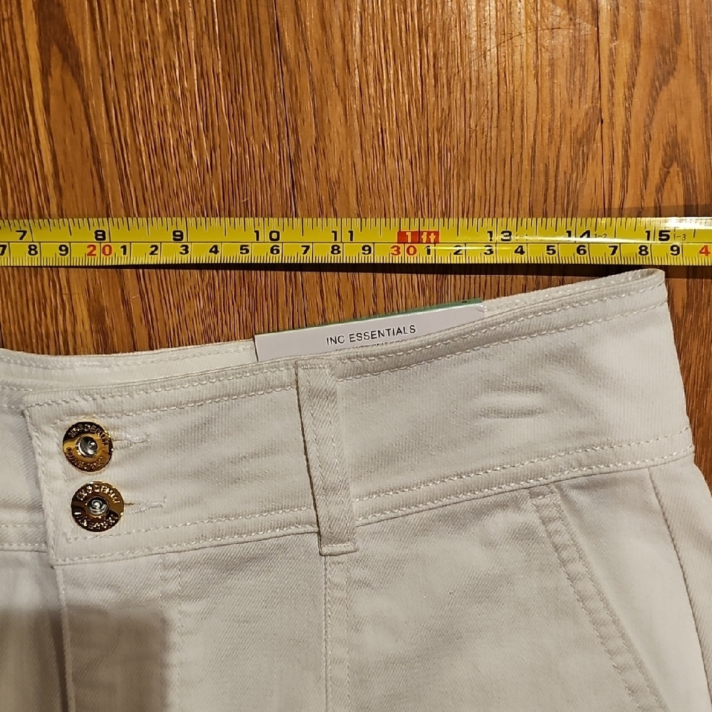 INC International Concepts High Waist Bright White Shorts Sz 8 - Picture 8 of 10